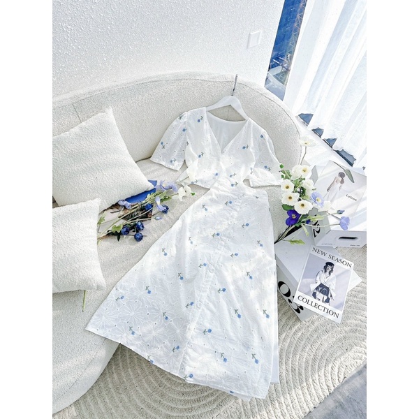 Set áo croptop tay kèm chân váy xô thêu màu trắng