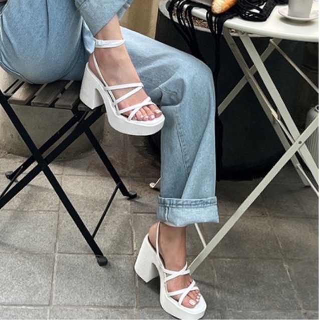 Giày Sandal Cao gót Đan Dây Chiến Binh Phong Cách Retro Chuẩn Hàng Quảng Châu