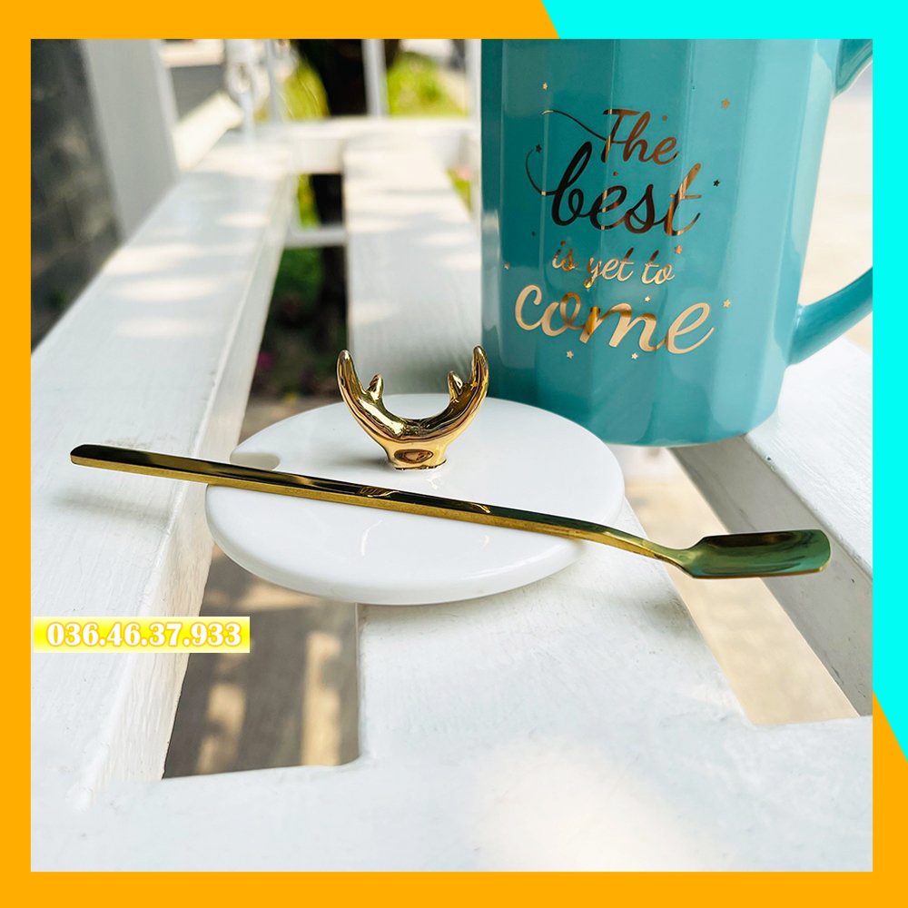 Ly sứ có nắp đậy Cao Cấp dễ thương kèm thìa vàng sang trọng