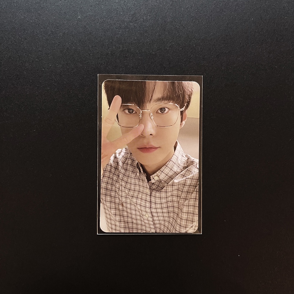Ảnh bo góc photocard NCT 127 DOYOUNG