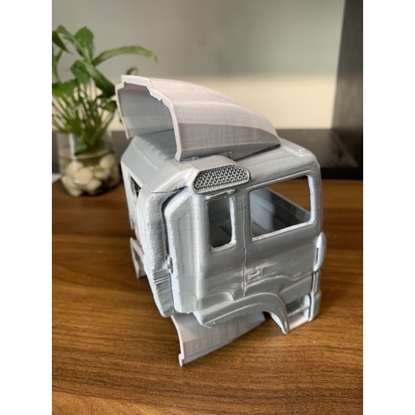Mui lướt gió cho xe tải mô hình 1:24
