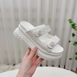 Dép đế cao 7cm quai da trần chỉ cúc tròn