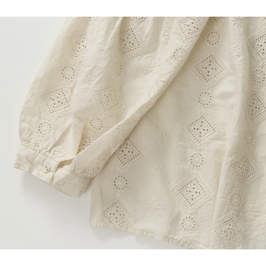 (55KG.LINH - HÀNG SẴN) Áo sơ mi form babydoll, áo ren tay lỡ cổ thuyền cách điệu - Áo ren vải xô Hàn phối ren cổ