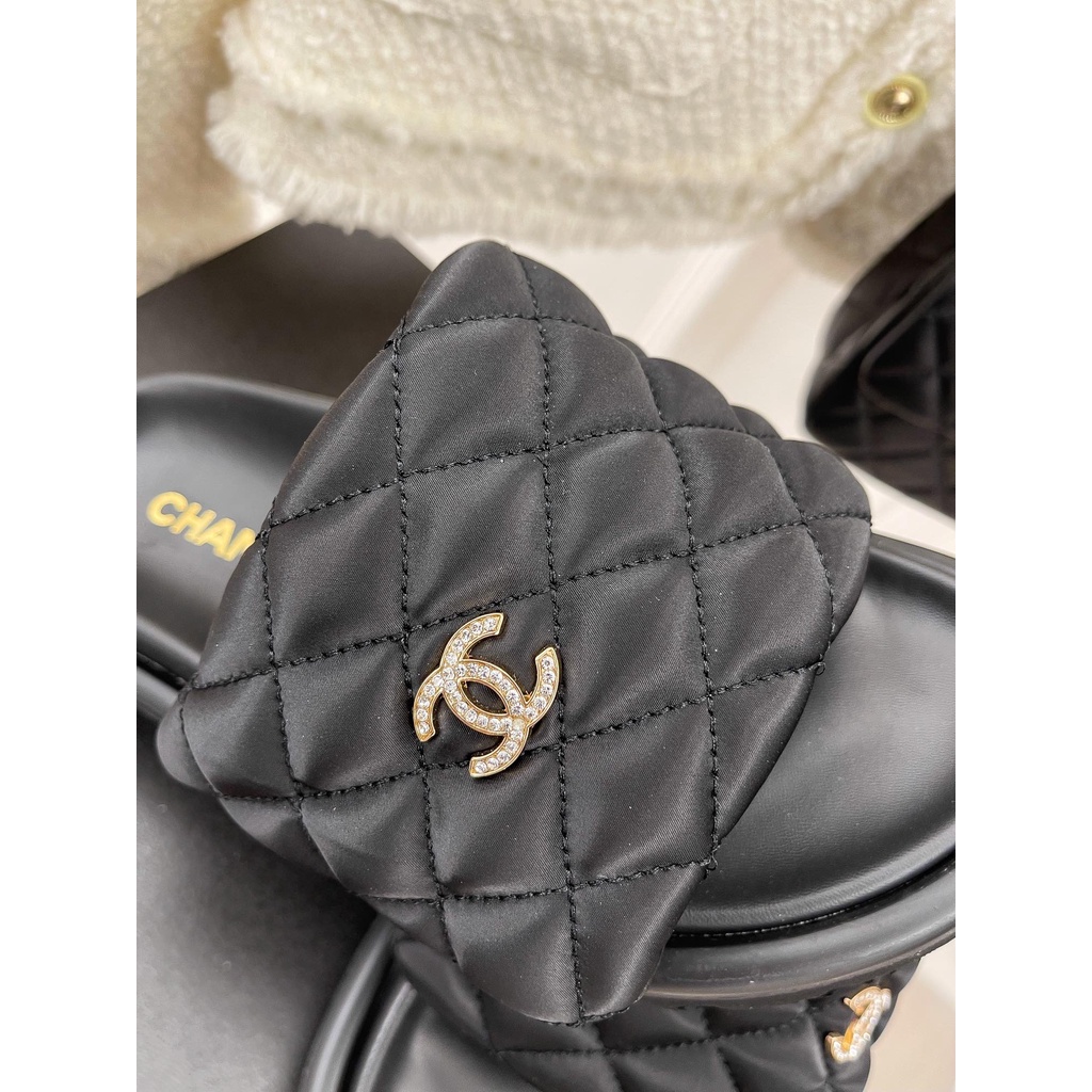 Dép bánh mì nữ da thật đính logo thời trang cao cấp Channel CN thiết kế thoải mái, mềm mại