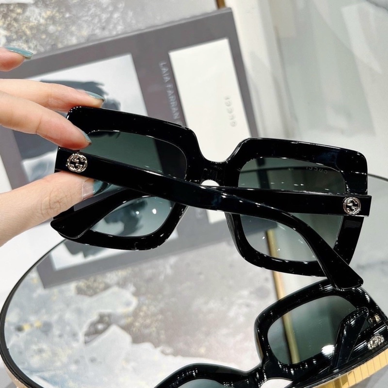 Kính mát nữ Gucci GG0328S 001 vuông đen