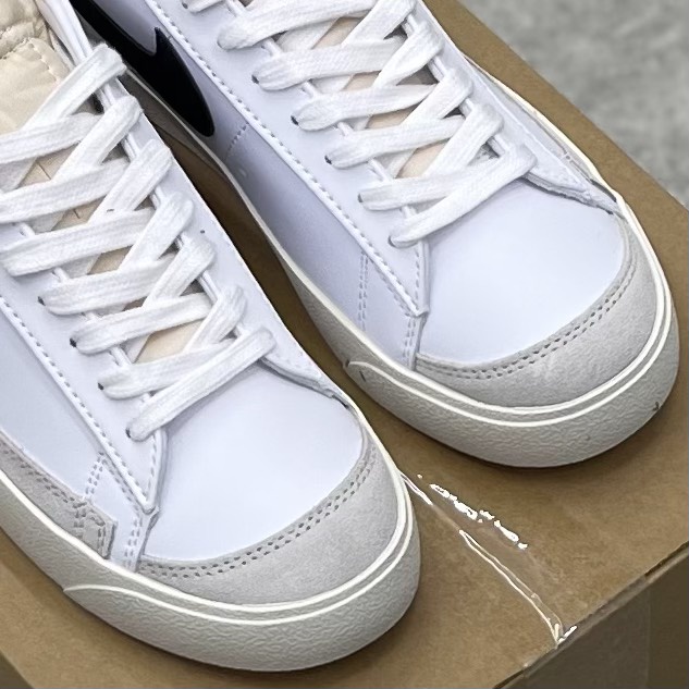 Giày thể thao sneaker  BLAZER LOW 77 VINTAGE WHITE BLACK