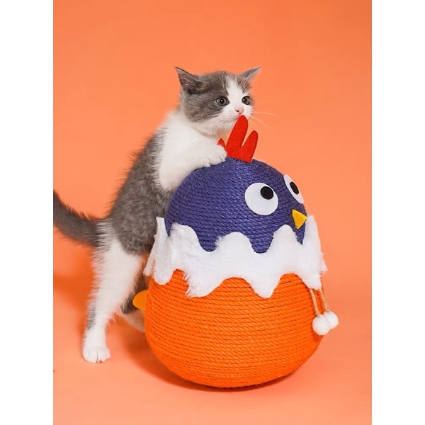 Cào móng hình trụ hoạ tiệt gà con cho mèo dễ thương