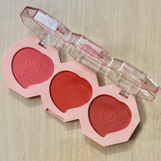 Phấn má hồng Kiss Beauty