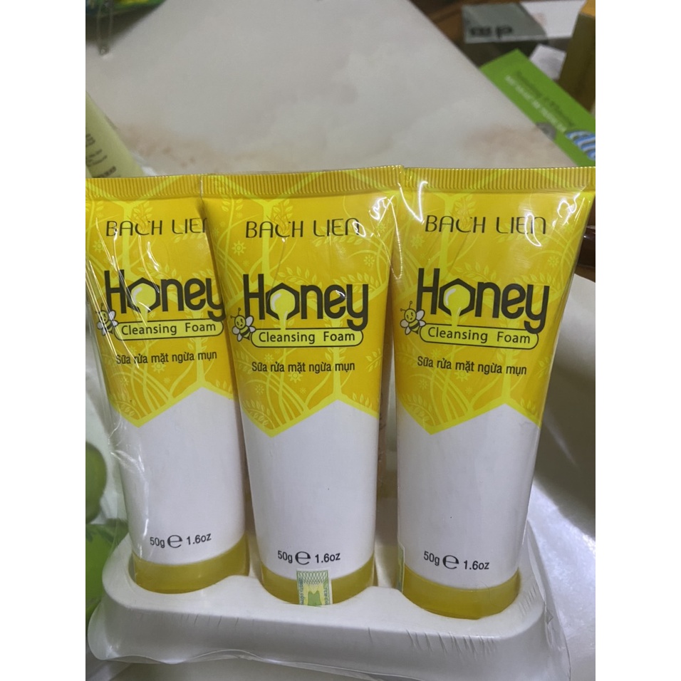 Sữa rửa mặt ngừa mụn Honey Bạch Liên