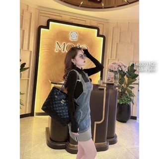 Đầm yếm jean 2 túi trước