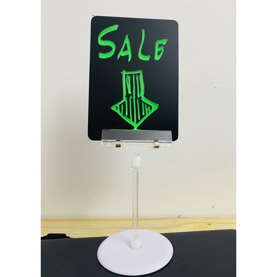 Bộ Wobbler để bàn và bảng nhựa đen viết xóa đc chuyên dùng tại cái điểm bán hàng như siêu thị, cửa hàng, shop thời trang