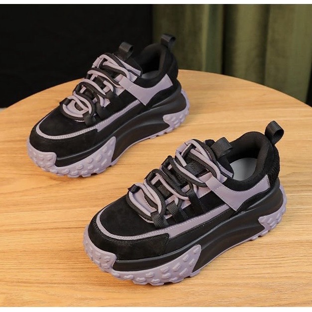 Giày thể thao đế bánh mì 2 màu, giày siêu đẹp