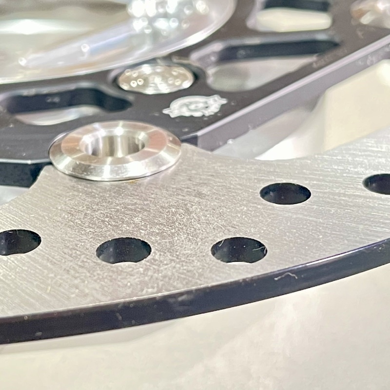 Điã thắng TQ6 ORO V4 267mm