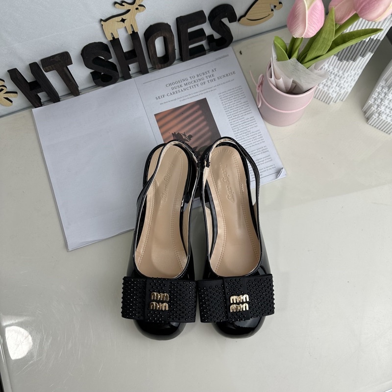 Xăng đan MinMin nữ mũi kín gót vuông cao đính nư phong cách retro Pháp cá tính G16