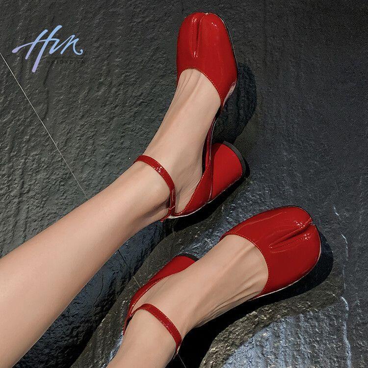 Giày cao gót bằng da mềm thiết kế xẻ mũi thời trang cho nữ