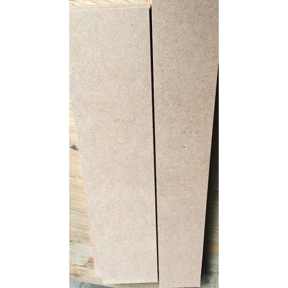 Ván MDF 4mm  dùng làm kệ trang trí, mô hình,