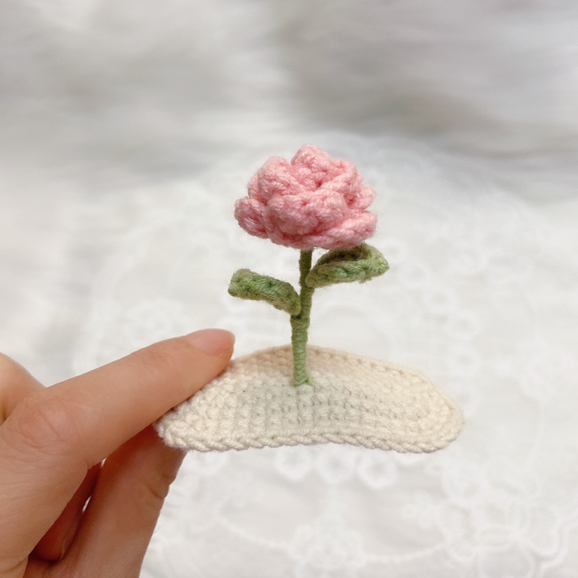 Kẹp tóc hoa hồng bằng len handmade
