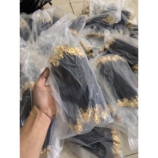 Dây nối bình ắc quy .