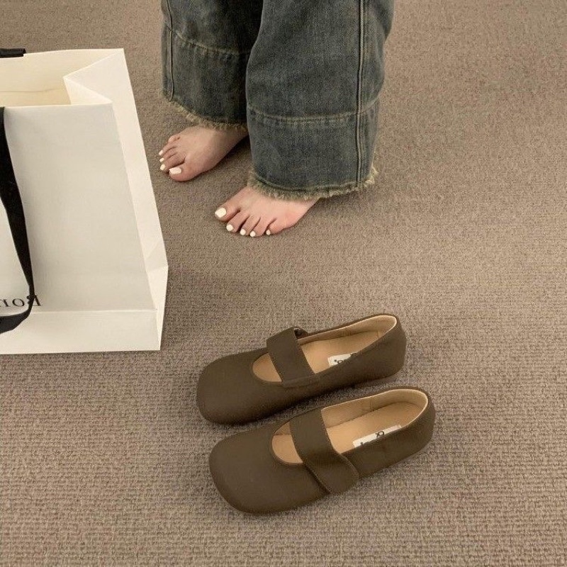 Giày búp bê phong cách retro mũi tròn giày đế bằng Mary Jane quai dán bốn màu phong cách trẻ trung mới nhất 2023 G32