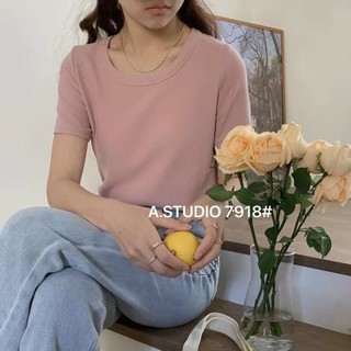 Áo thun nữ ngắn tay dáng vừa cổ tròn trơn phong cách Hàn quốc A. Studio, phông form regular chất cotton cao cấp A.Studio