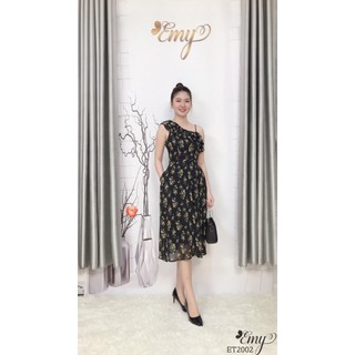 Đầm EMY ET2002 Xoè Cổ Bèo Lệch
