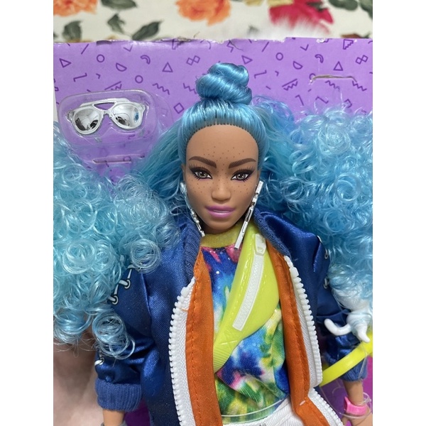 Tách lẻ box 5 barbie extra