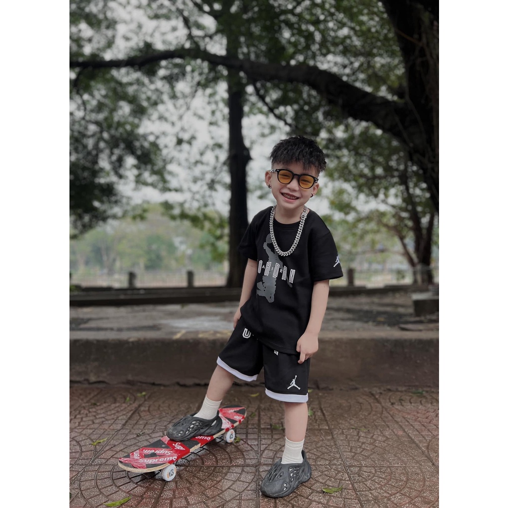 Bộ cộc tay Jordan cho bé trai và bé gái phong cách sành điệu,chất cotton dày dặn loại 1