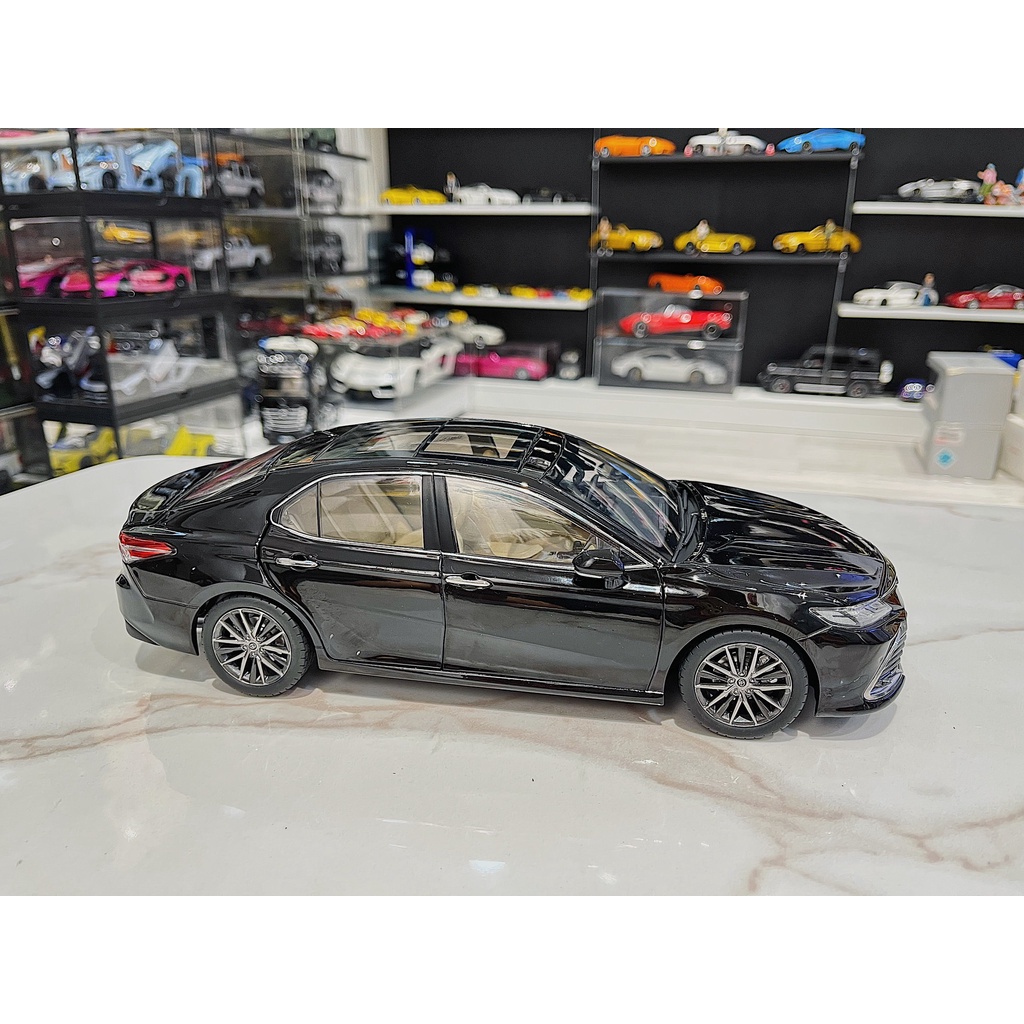 XE MÔ HÌNH TOYOTA CAMRY,TỶ LỆ 1/18 PAUDI
