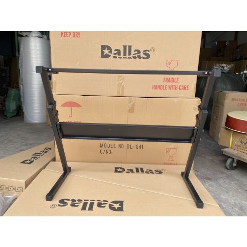 Chân để đàn organ chữ Z.