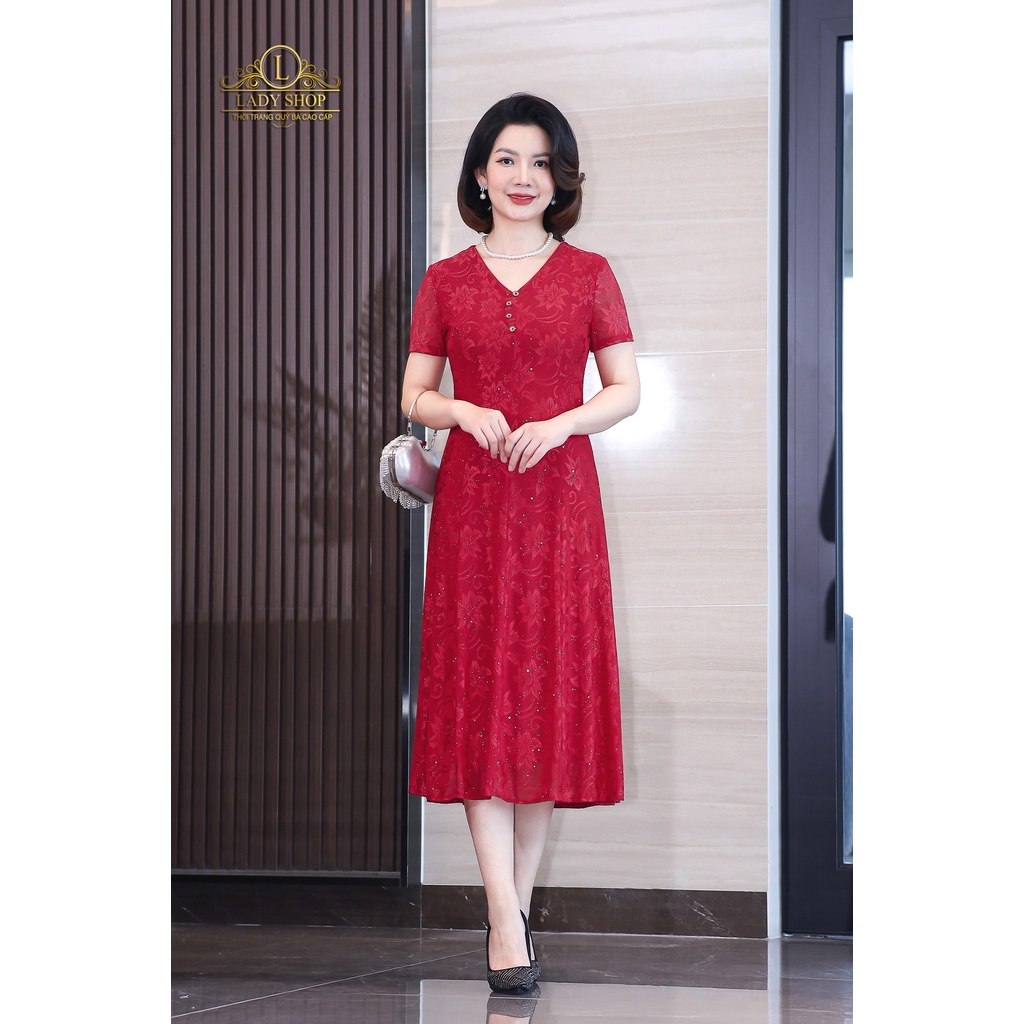 Đầm ren hoa ly cổ uốn rắc nhũ Ladyshop thời trang trung niên cao cấp T119
