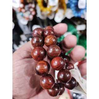 Vòng tay gỗ sưa đỏ