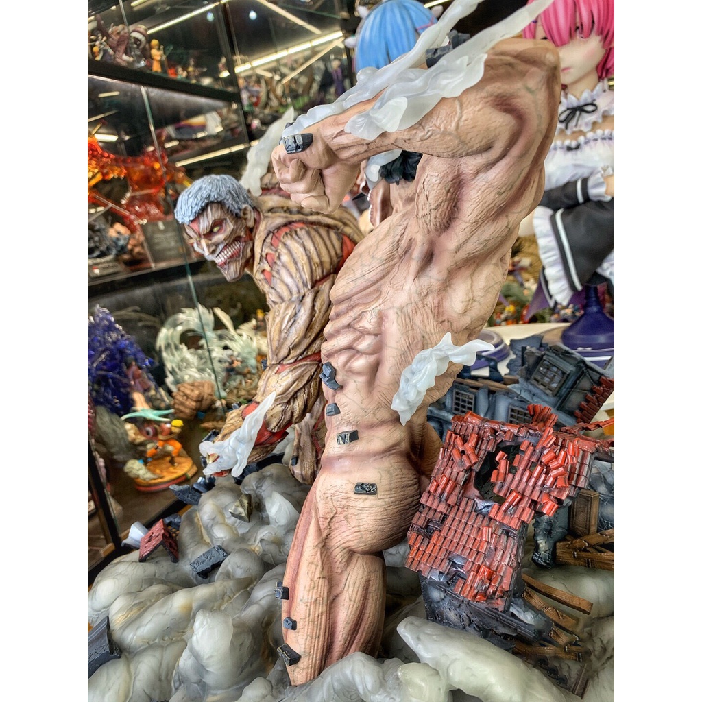 Mô hình eren vs titan thiết giáp - mô hình Attack On Titan