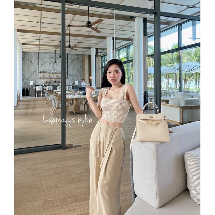 ÁO REN 2 DÂY BẢN TO CỔ VUÔNG  Phong Cách sexy Sành Điệu Thời Trang Đẳng Cấp _ Thương Thương Sh