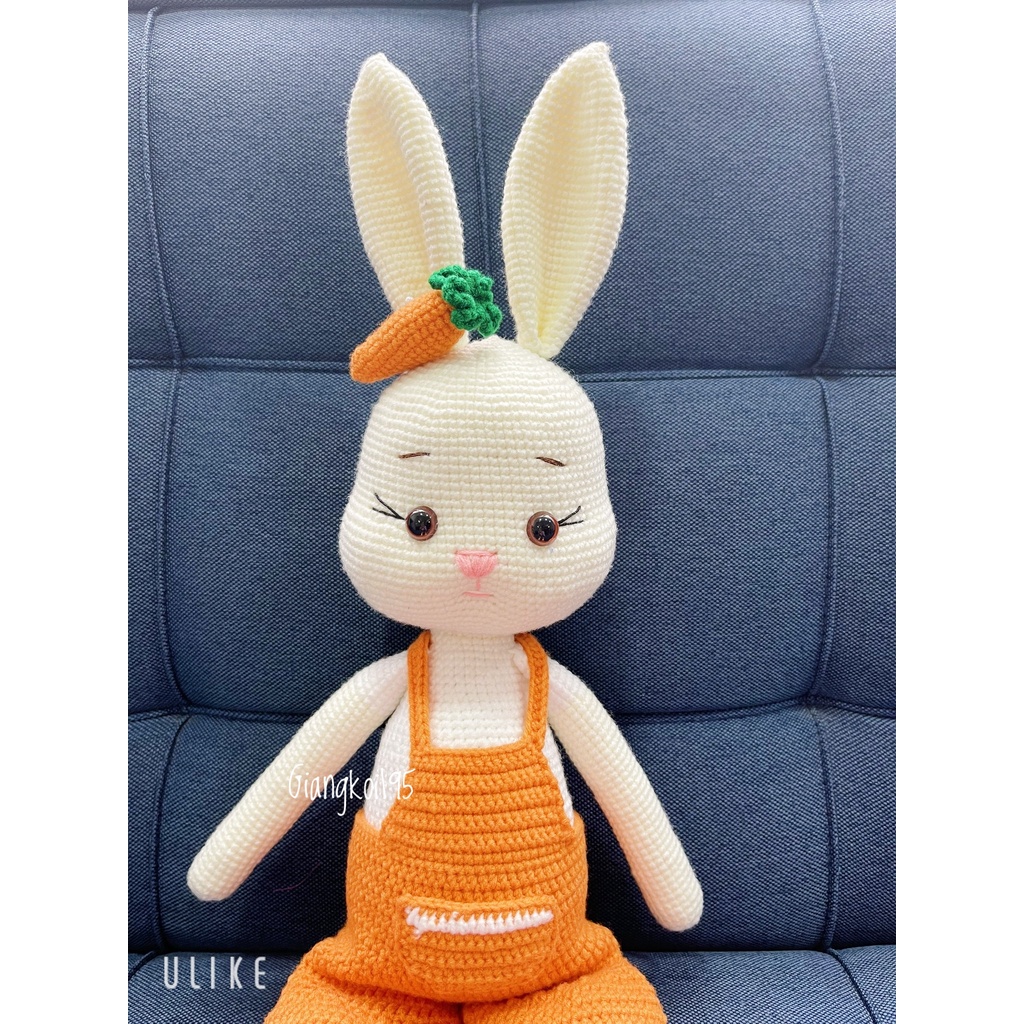 Thỏ len mặc yếm nhồi bông Handmade - cao 67cm