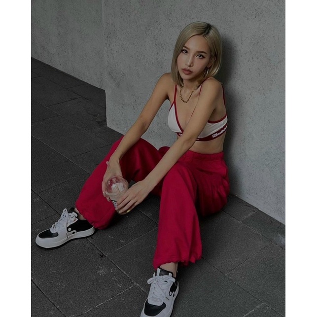 Bikini trắng viền đỏ in chữ cá tính-Komistore