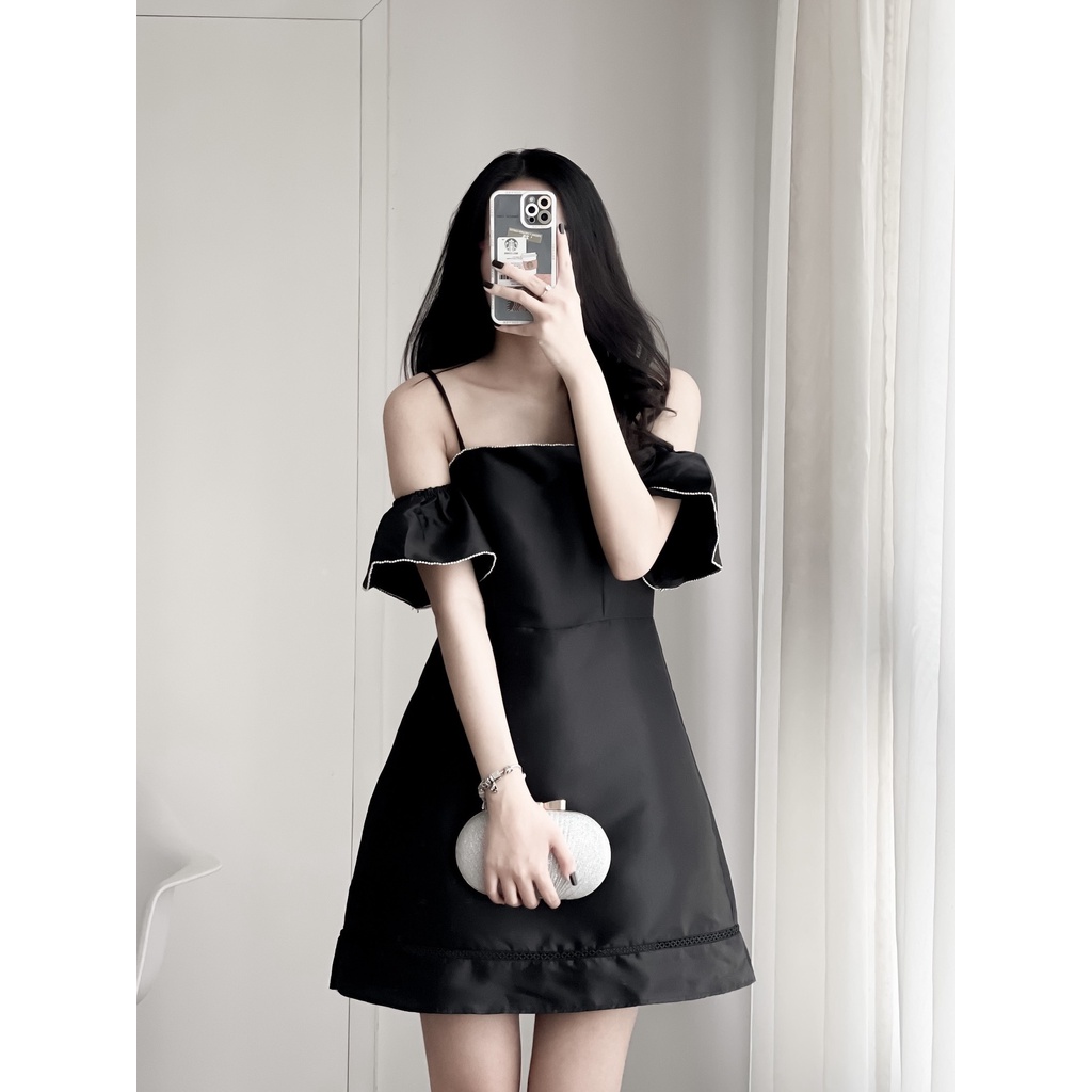 |The Berry Closet| Váy 2 Dây Gắn Đá