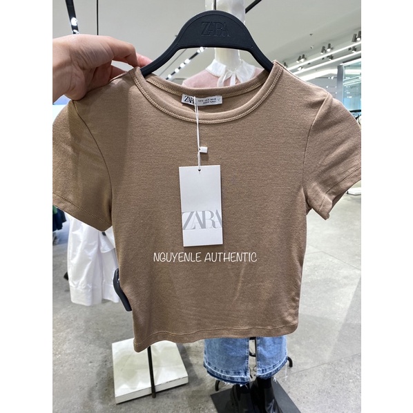 Áo thun croptop Zara Authentic