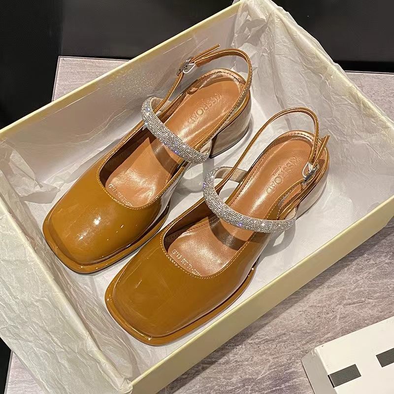 Giày cao gót vuông quai ngang bên ngoài đính đá nữ