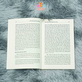 Sách - Phân Định Giữa Đời Thường