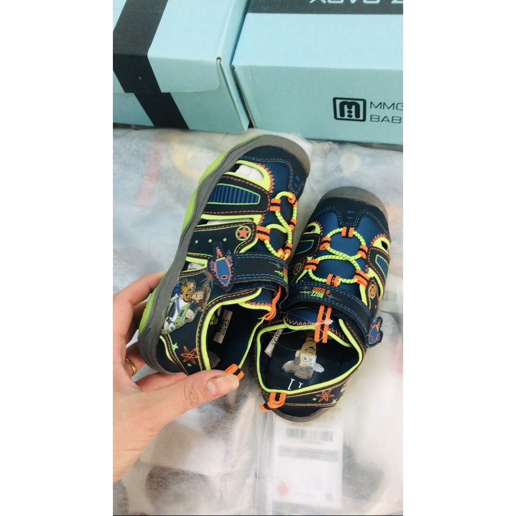 Dép Sandal Rọ Cho Bé Hãng Disney Xuất Dư Xịn Đét Có Đèn Nháy