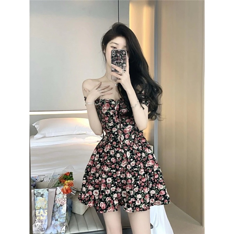 Váy hoa xòe mềm mại họa tiết hoa hồng nữ tính dịu dàng