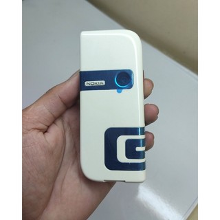 Điện thoại Nokia 7260 chiếc lá nhỏ độc lạ