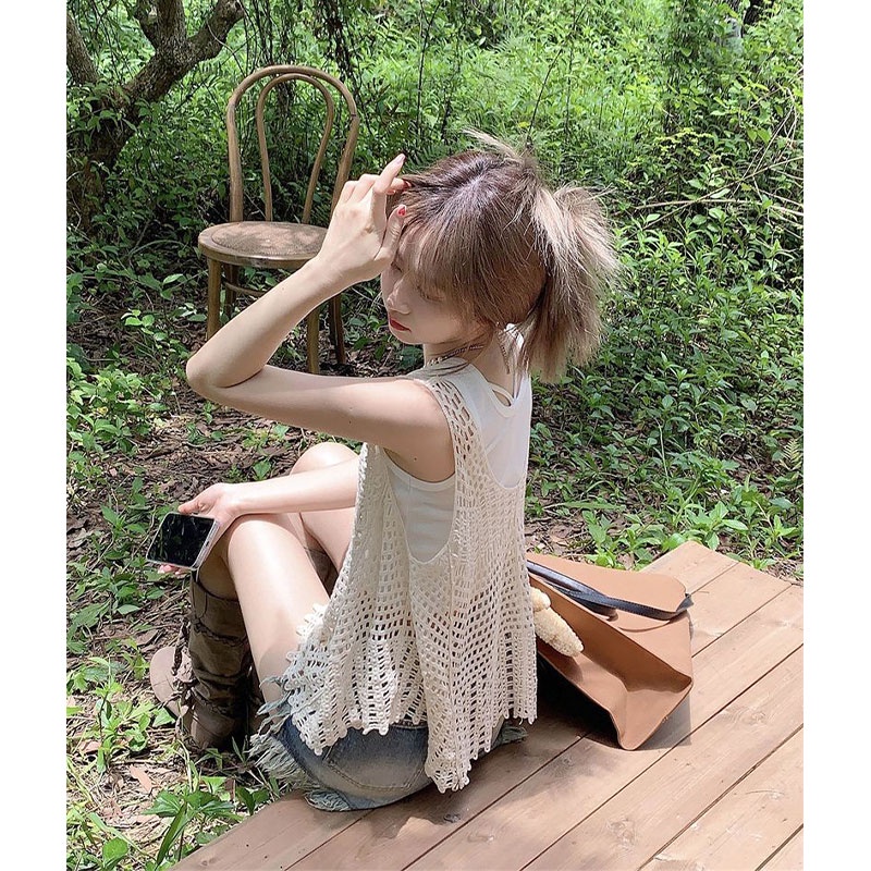 Áo Hai Dây Dệt Kim Khoét Lỗ Họa Tiết Hoa Phong Cách Hàn Quốc Mới Cho Nữ