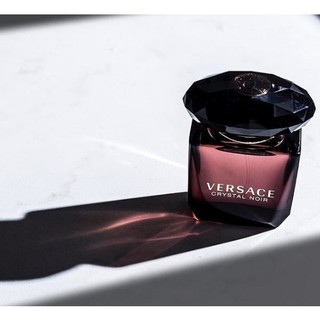 Nước hoa 𝓿𝓮𝓻𝓼𝓪𝓬𝓮 Crystal Noir 5ml/10ml/20ml -𝓔𝓵𝓲𝓷𝓪𝓼𝓲𝓵𝓿𝓪