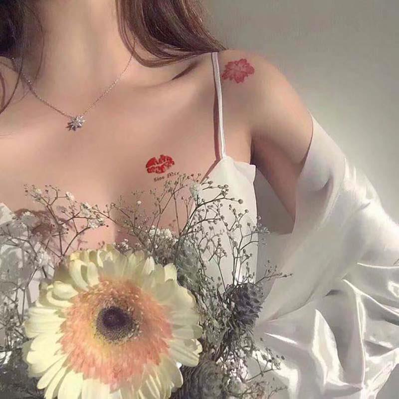 Miếng dán hình xăm chống nước nam nữ bền lâu môi gợi cảm in môi đỏ xương đòn ins gió Hàn Quốc vĩnh viễn
