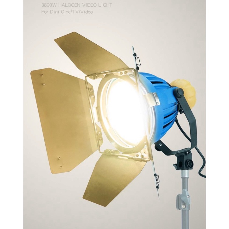 Đèn halogen ánh sáng VÀNG ẤM 1000W Q-BLUE hỗ trợ chụp ảnh , quay phim studio , review đồ ăn ( KHÔNG BAO GỒM CHÂN ĐÈN )