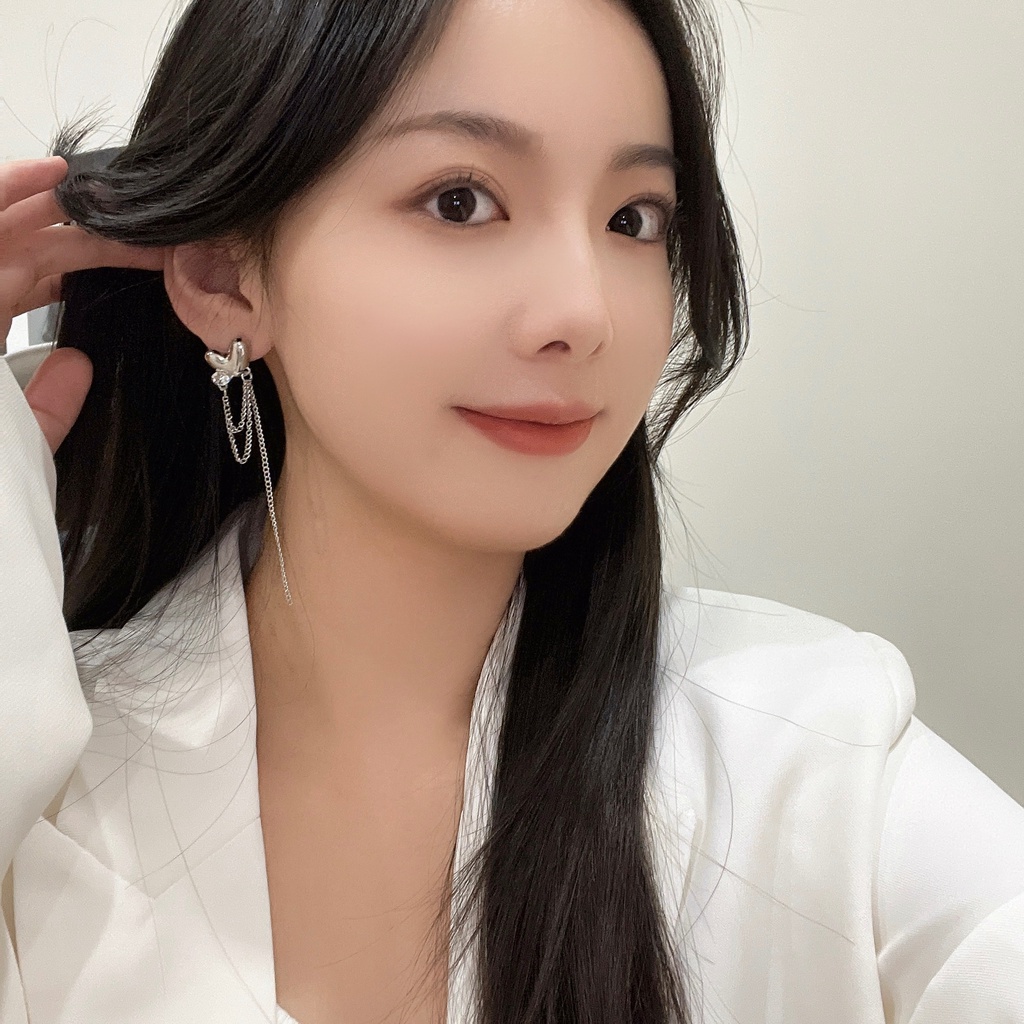 Khuyên tai kẹp không bấm lỗ chốt cố định K009 bằng hợp mạ bạc hình trái tim dáng dài Leous Accessories