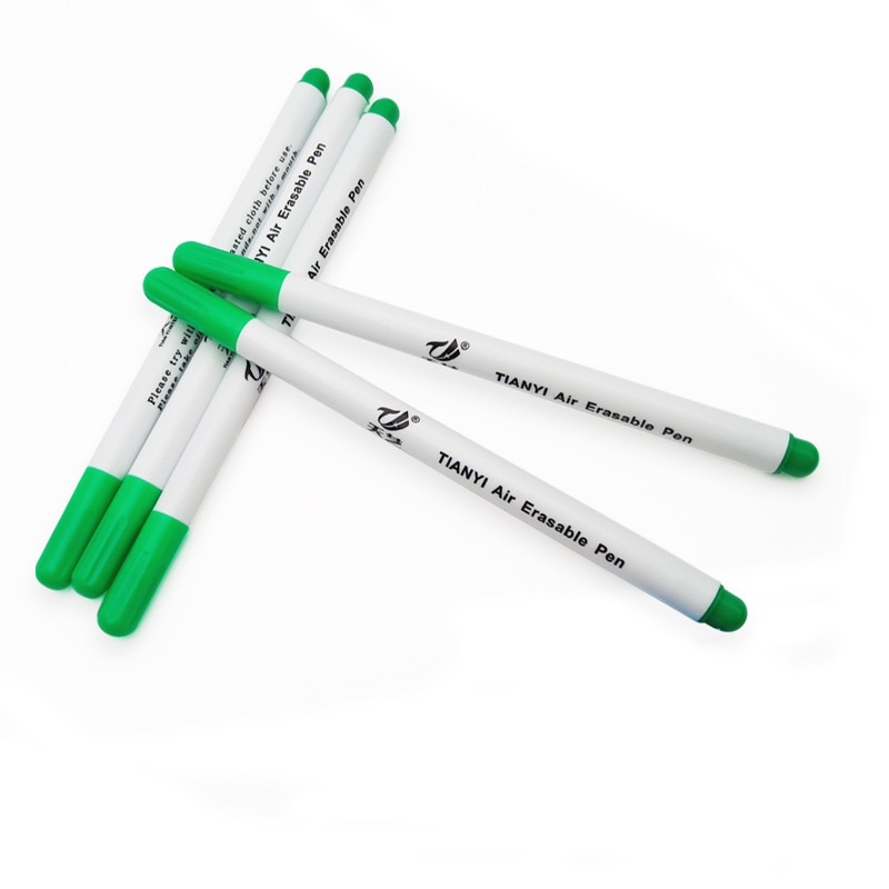 Bút vẽ vải tự bay màu