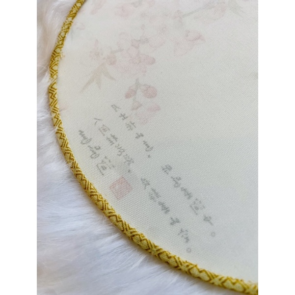 Quạt cầm tay tròn phong cách cổ trang in hình hoa sen