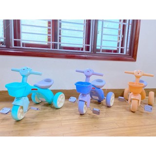 Xe đạp 3 bánh có đèn và nhạc